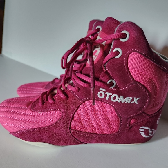 Otomix Shoes Otomix Unisex Stingray F300 Wrestling W8 M6 2 Poshmark